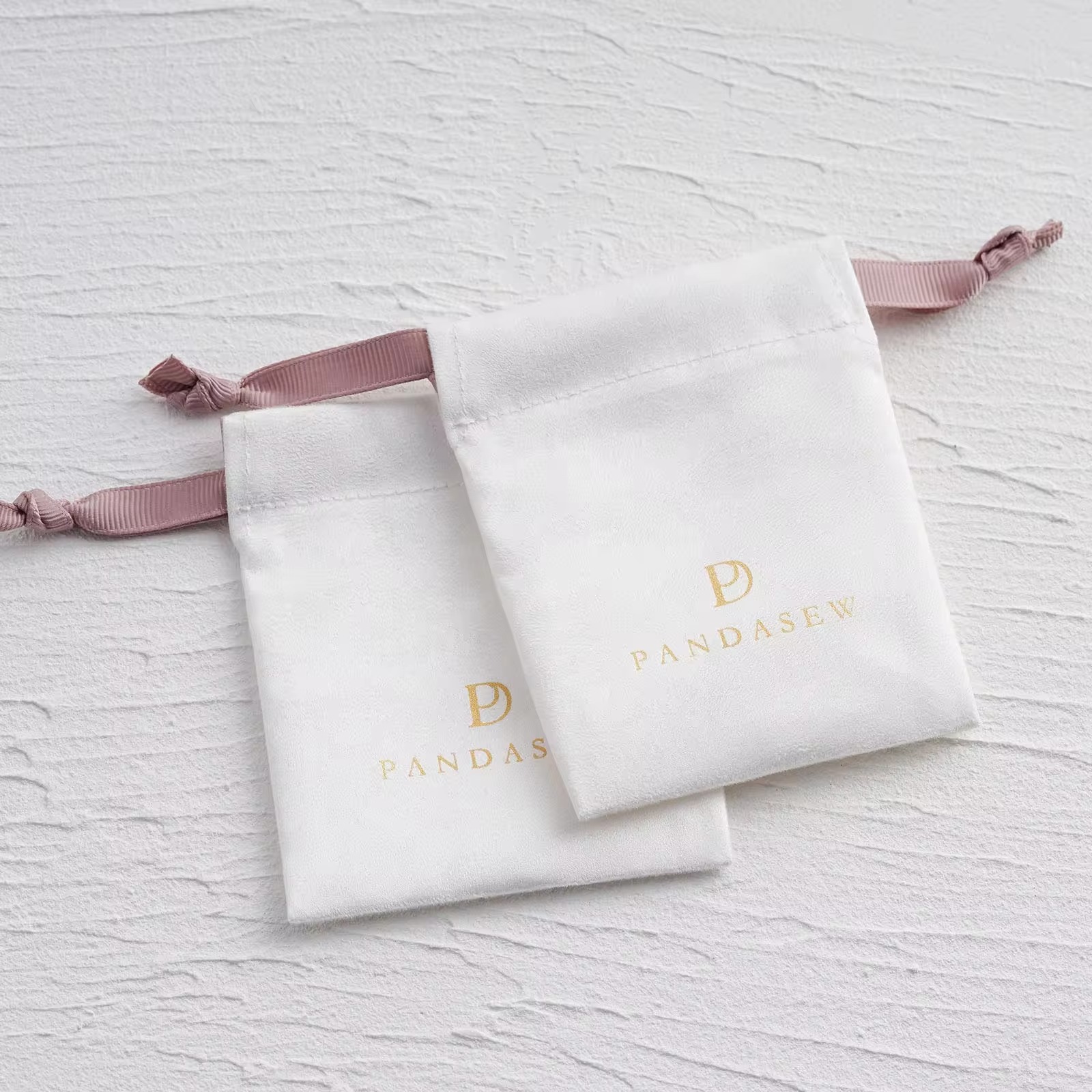 Luxuriöser Wildleder-Schmuckbe – Luxury Bags For School Bewertung und Preis