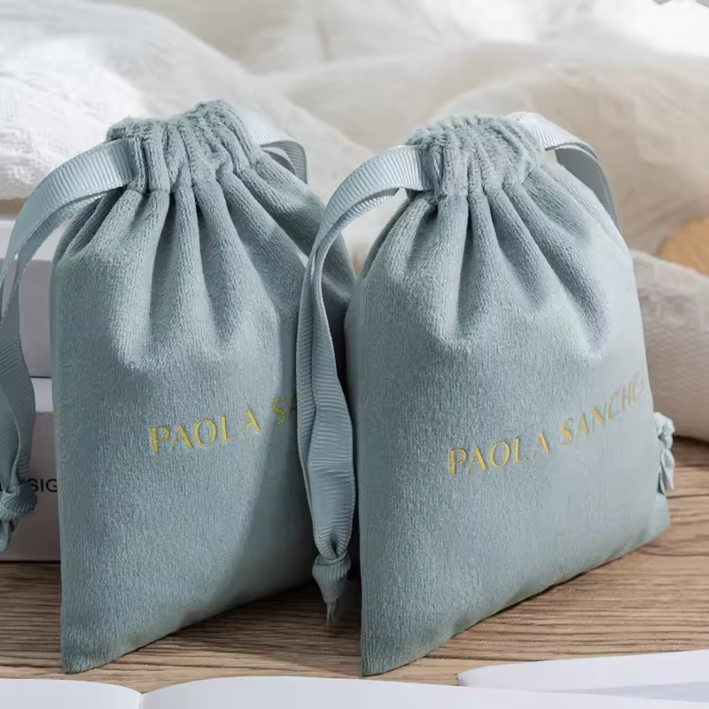 Luxuriöser Samtbeutel mit indi – Luxury Bags For School Bewertung und Preis