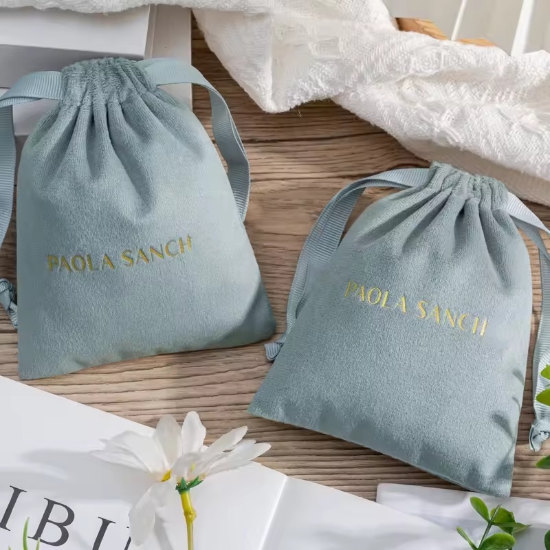 Luxuriöser Samtbeutel mit indi – Luxury Bags For School Bewertung und Preis